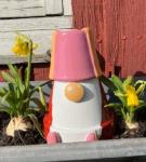 Havedværg Rødlillahuer: 16 cm høj med Ø 11 cm bunddiameter